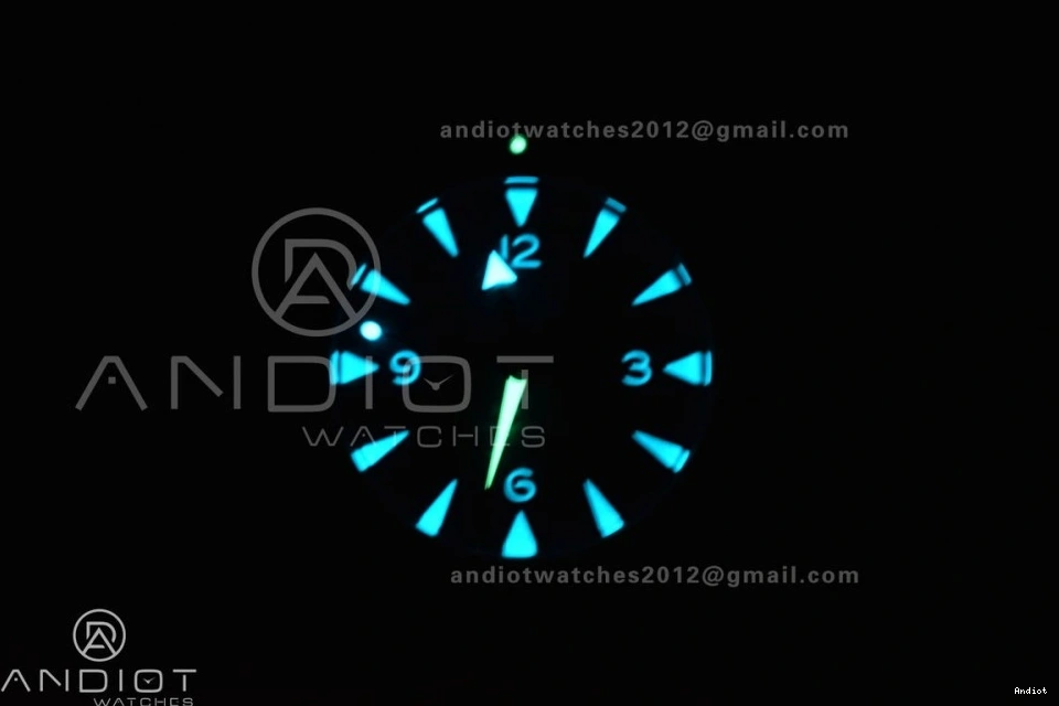 Best Super SS 1:1 300 Edition Heritage Black VSF Seamaster Clone A8912 on Bracelet Dial 0104